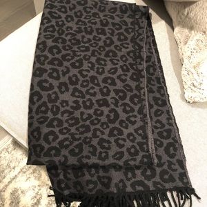 Abercrombie and Fitch Scarf